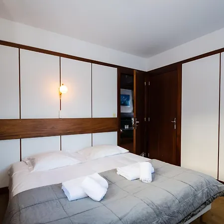 Chalet Spacieux A Pour 9 Pers, Animaux Admis, Wifi, Parking - Fr-1-343-256 *
